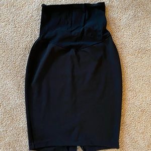 Maternity black skirt - small